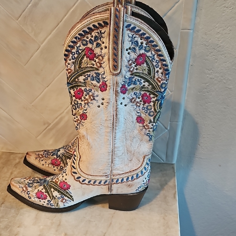 Lane Boots Floral Heeled Womans Boots - Picture 4 of 15